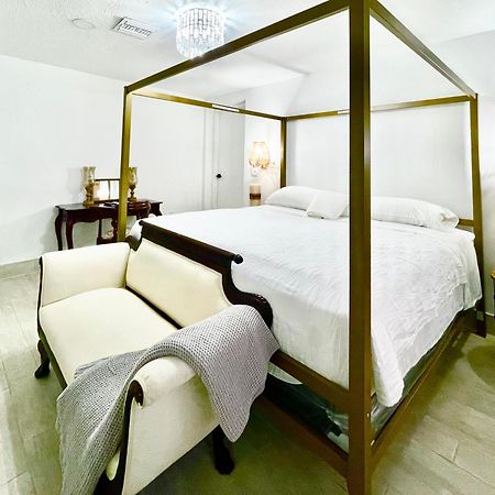 Akeyi Miami305 Private Bedrooms Bagian luar foto