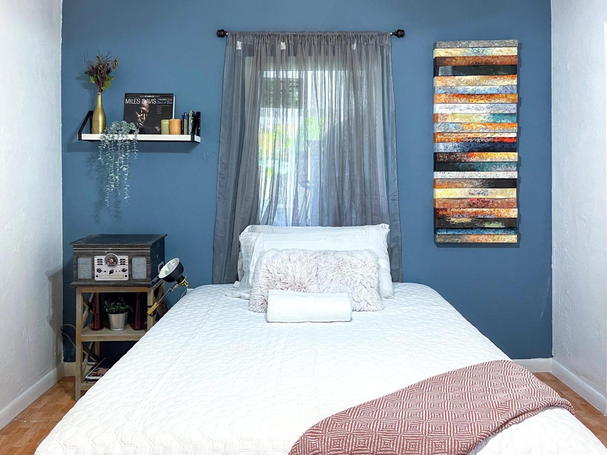 Akeyi Miami305 Private Bedrooms Bagian luar foto