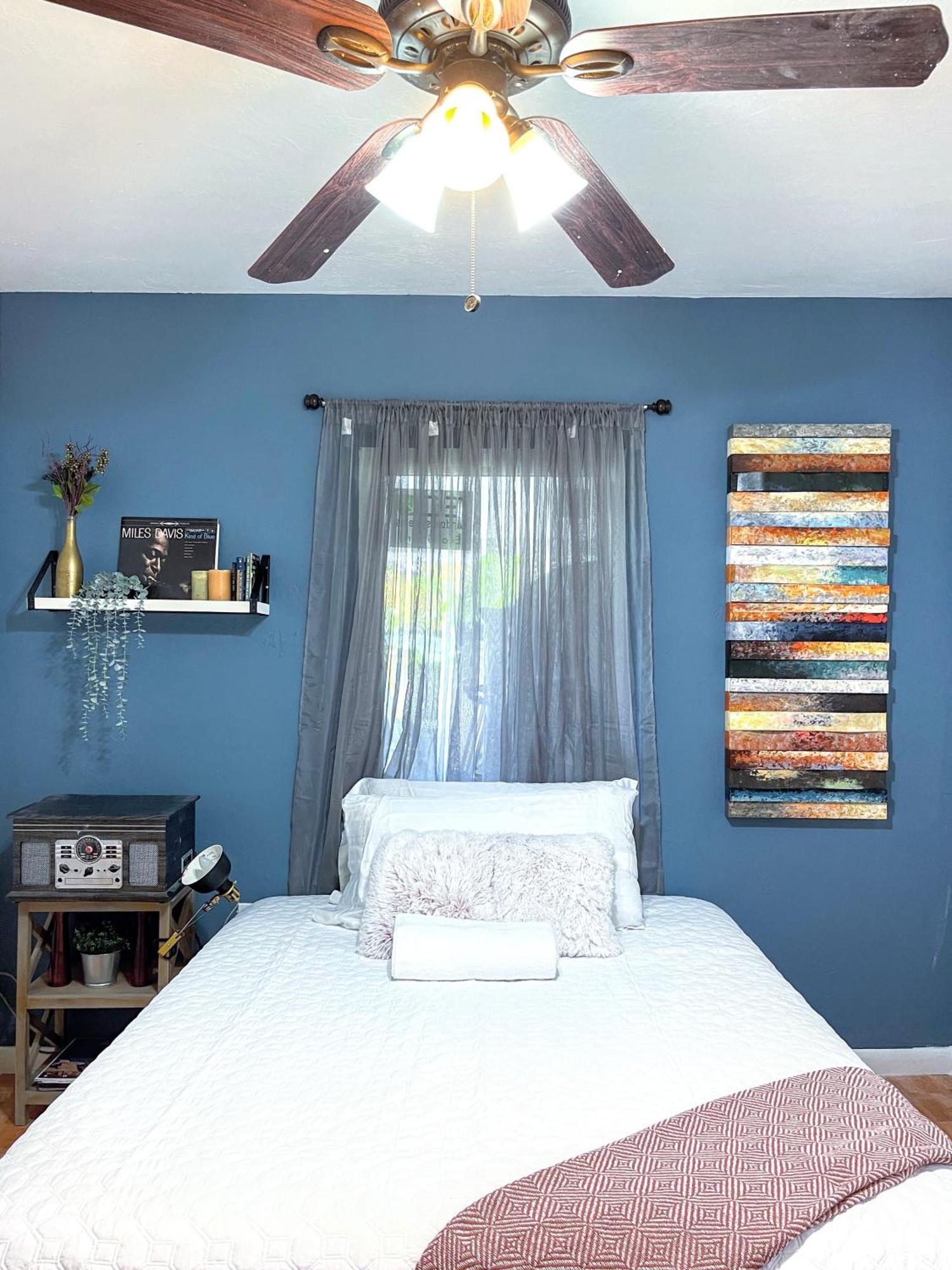 Akeyi Miami305 Private Bedrooms Bagian luar foto