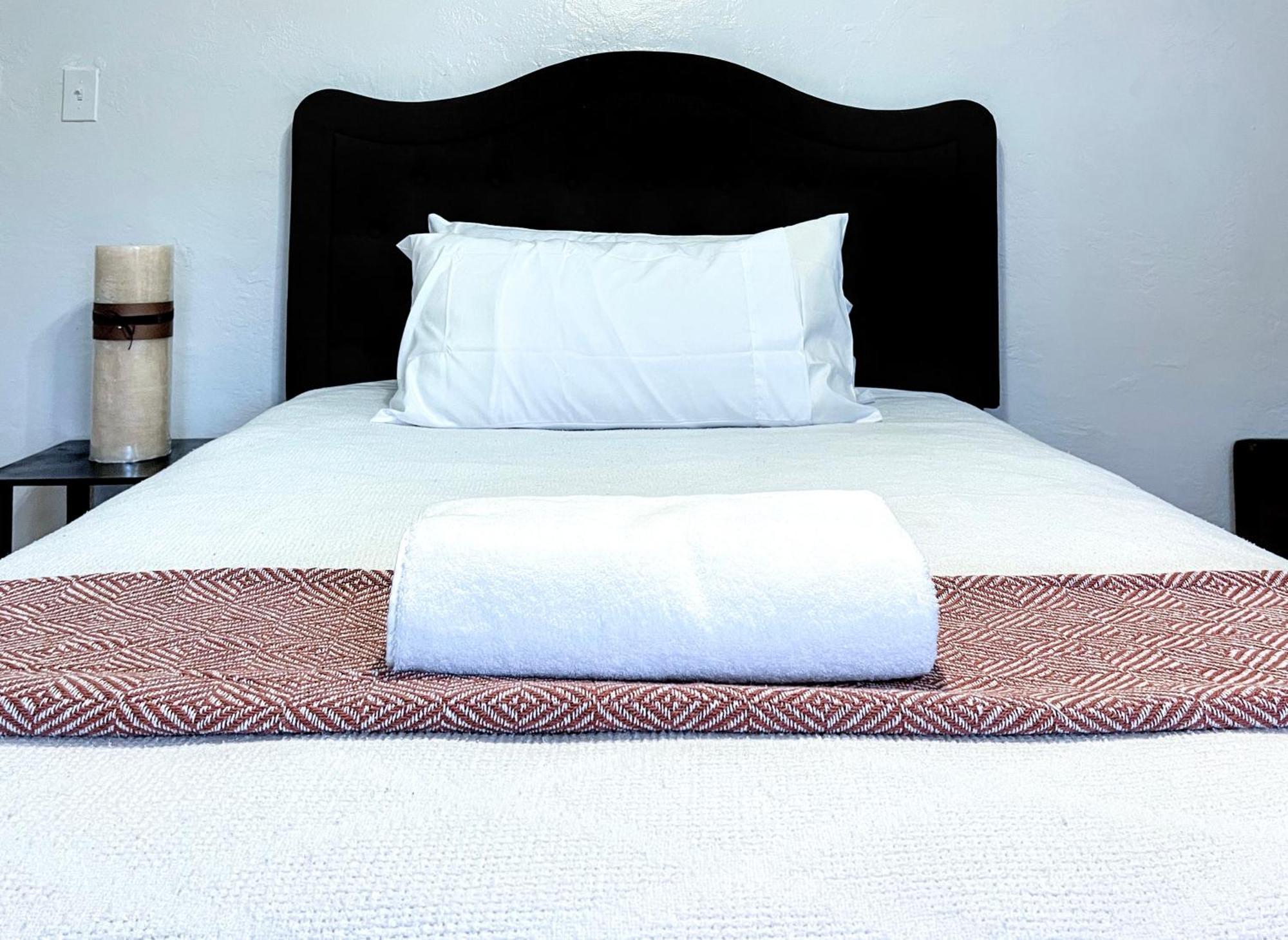 Akeyi Miami305 Private Bedrooms Bagian luar foto
