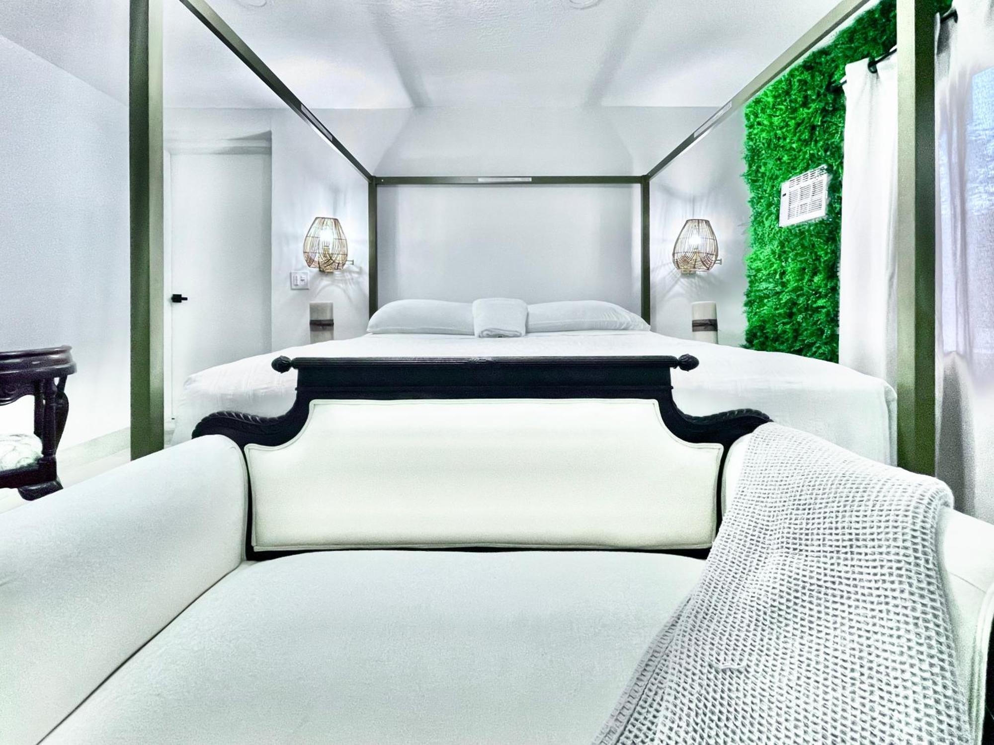 Akeyi Miami305 Private Bedrooms Bagian luar foto
